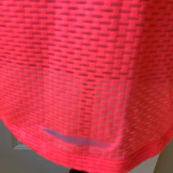 Under Armour Racerback Reflective Tank - Picture 8 of 8